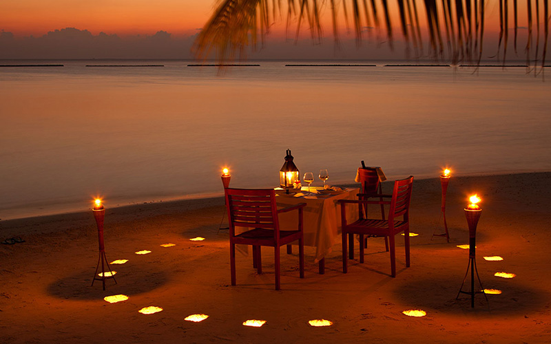 شام رمانتیک ماه عسل در کیش
